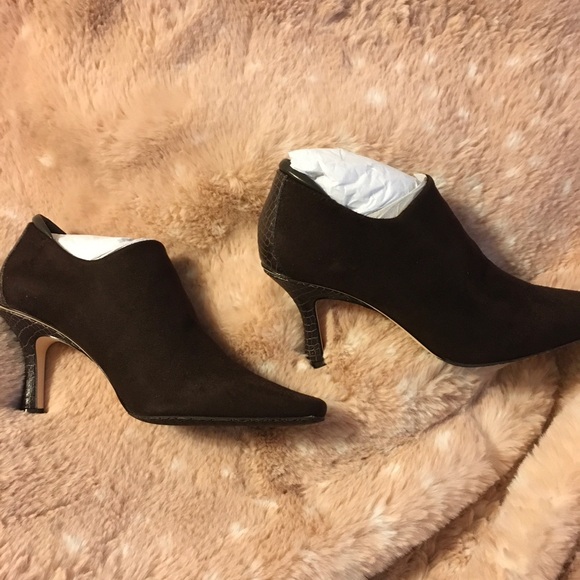 Donald J. Pliner Dark Brown Heeled Boots - Picture 2 of 8